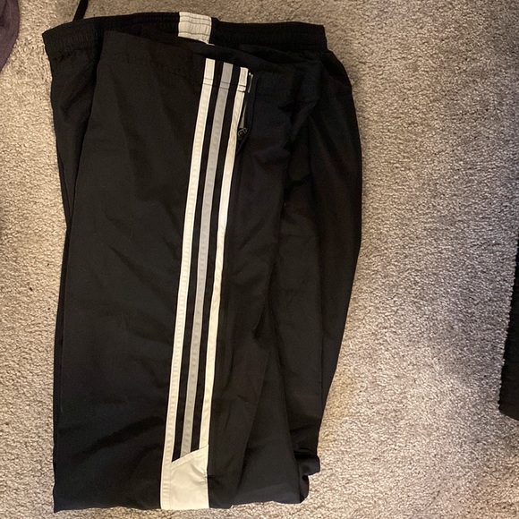 Adidas warm up pants. Great condition. - Picture 3 of 4